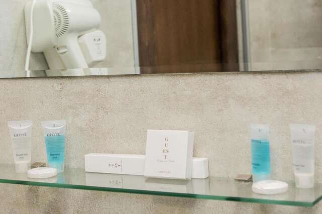 Отели типа «постель и завтрак» Red Hotel Тбилиси-6